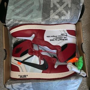 Off-White Chicago 1 Air Jordan’s SIZE 11 men’s